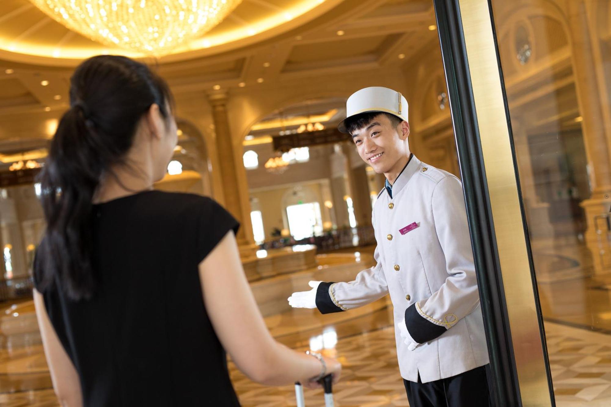Crowne Plaza Ocean Spring Resort By Ihg Jimo Exterior foto